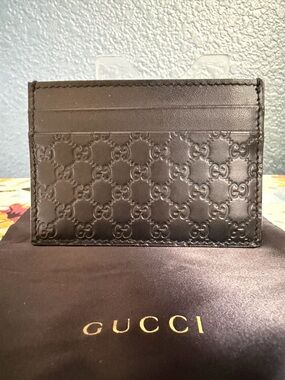 New Gucci Brown GG Embossed Leather Card Holder